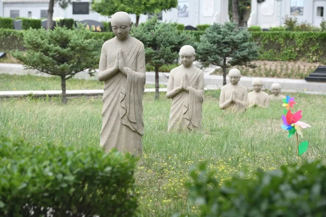 寒衣节将至，，，请文明祭祀寄悲哀！