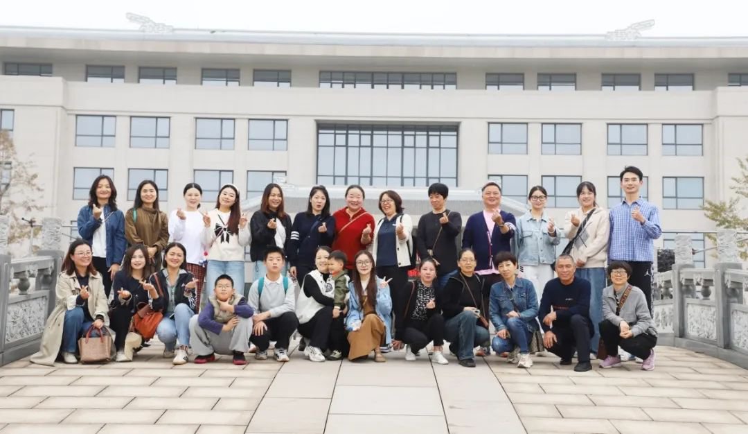 探索艺术殿堂，，，，，，共筑童梦未来 | 圣地雅歌幼儿园至浙江jdb电子团建纪实